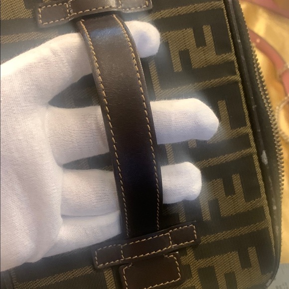 Vintage Fendi Collapsible Pouch Make-Up Toiletry Bag Rare - Picture 11 of 16